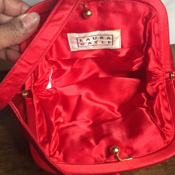 Laura Gayle Red Satin Wrist Purse - Picture 3 of 3